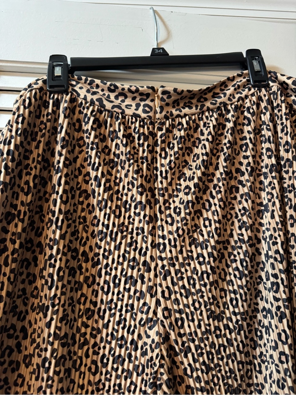 BOLD elements Leopard Print Wide-Leg Pants - Tan & Black - Picture 2 of 12